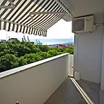 Rino****, 58m², 170m From The 아파트 리예카