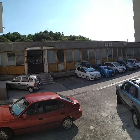 Rino****, 58m², 170m From The Apartman *