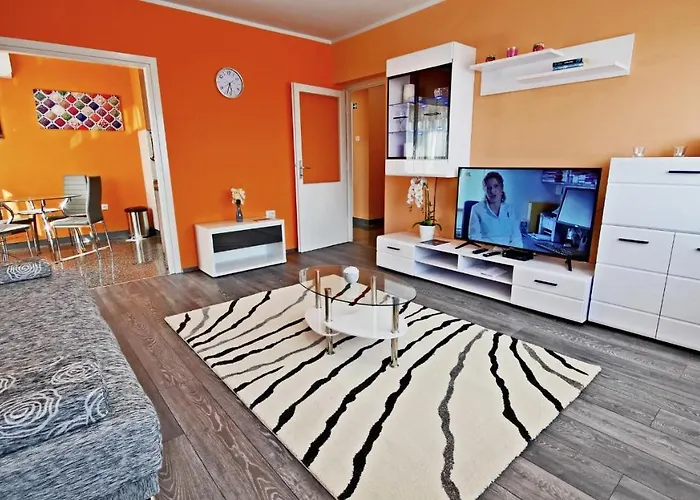 Rino****, 58m², 170m From The Apartman Fiume