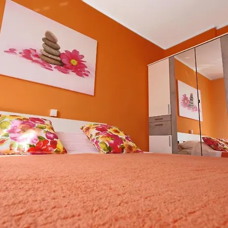 Rino****, 58m², 170m From The * Rijeka