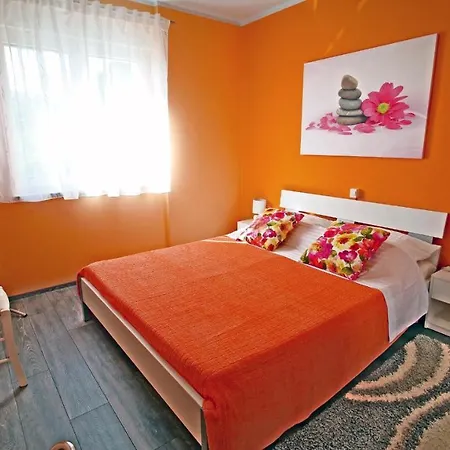 Rino****, 58m², 170m From The Appartement *